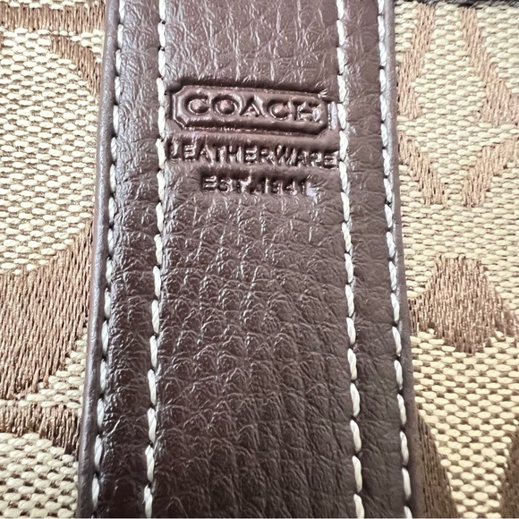 Vintage Coach crossbody bag signature brown and tan - Picture 3 of 10